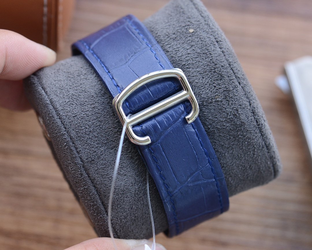 SANTOS DE CARTIE 39MM GOLD STEEL CASE LEATHER STRAP