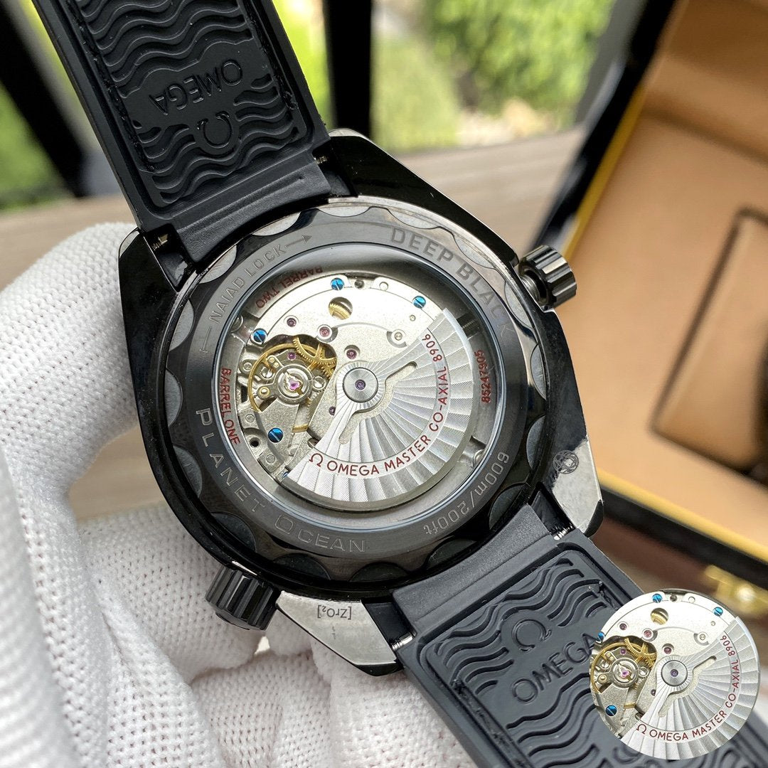 SEAMASTER PLANET OCEAN 600 GMT ALL BLACK CERAMIC