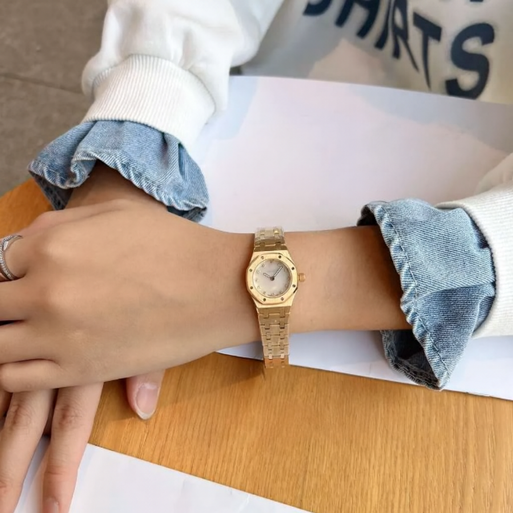 Audemars Piguet Royal Oak 23mm Yellow Gold