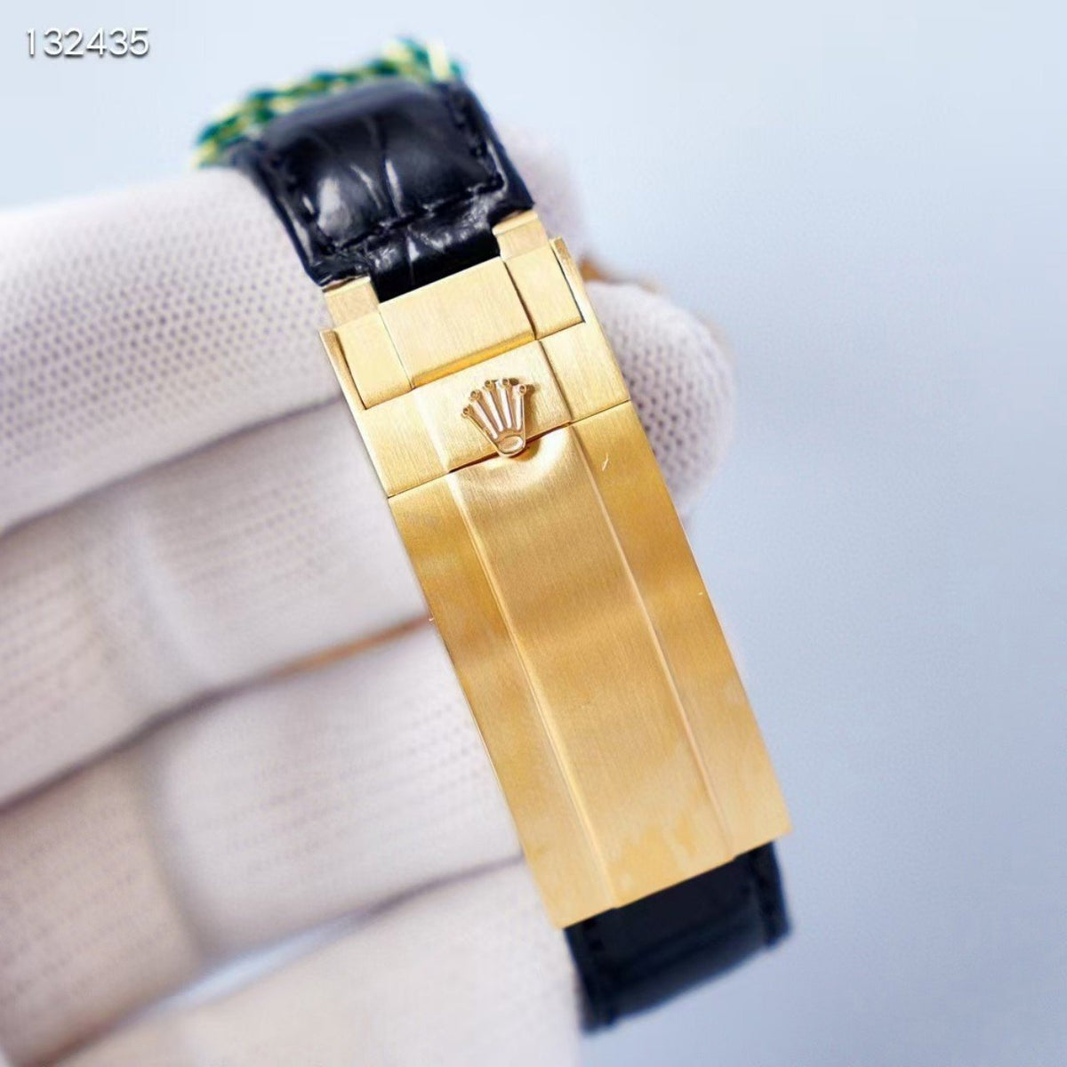 SUBMARINER DATE 41 GOLD CASE LEATHER STRAP