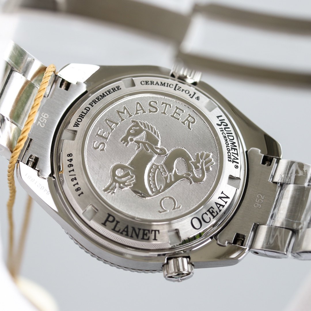 SEAMASTER PROFESSIONAL PLANET OCEAN 600M BLACK DIAL