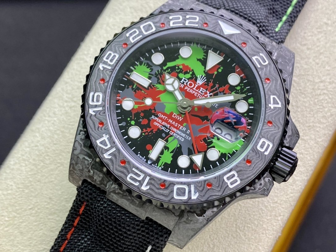 GMT - MASTER II CARBON MULTI COLOR DIAL