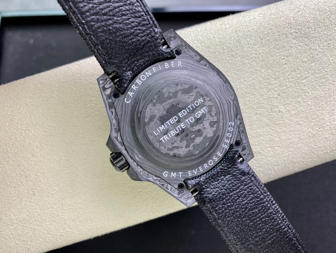 GMT - MASTER II CARBON CASE WHITE