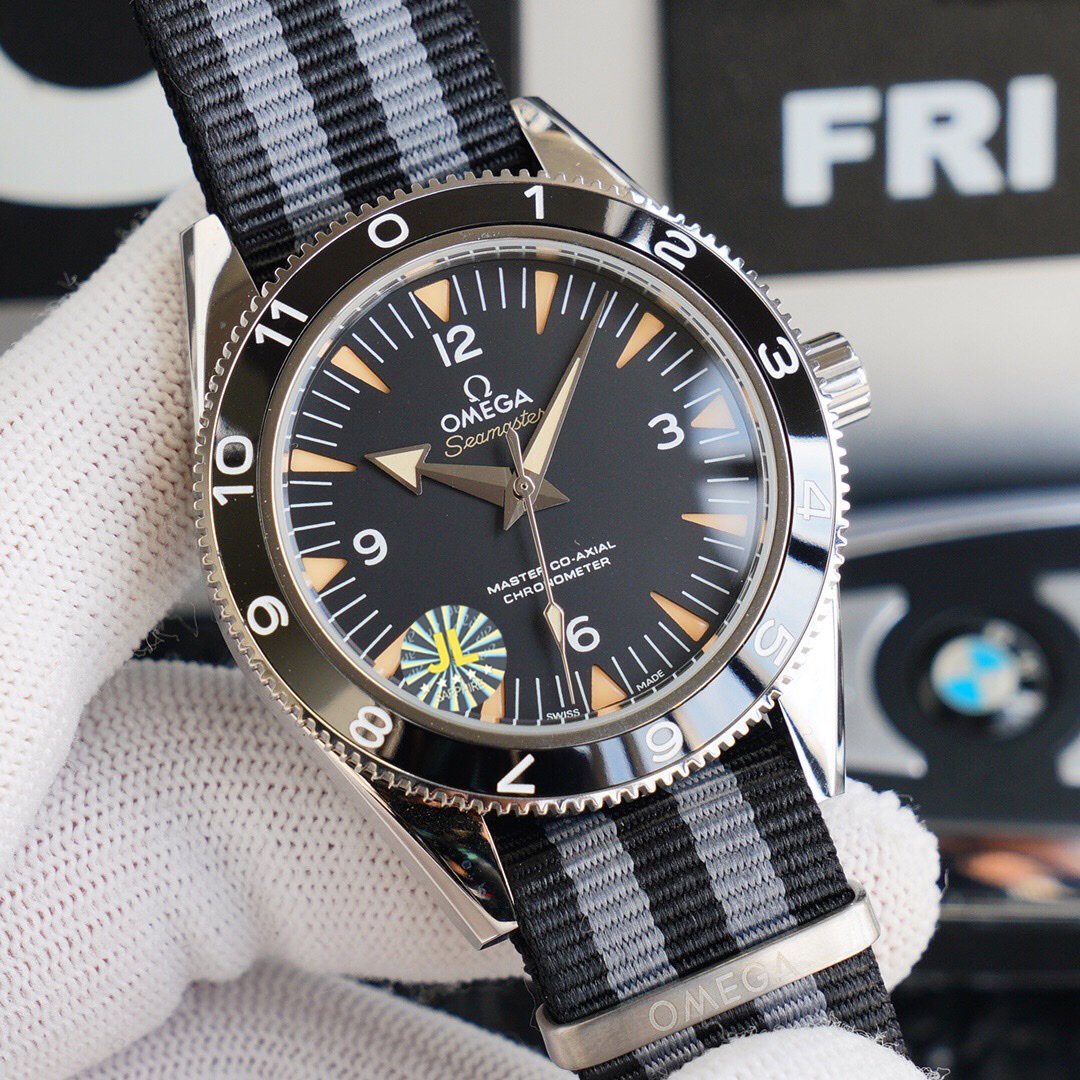 SEAMASTER 300M CO-AXIAL TEXTILE