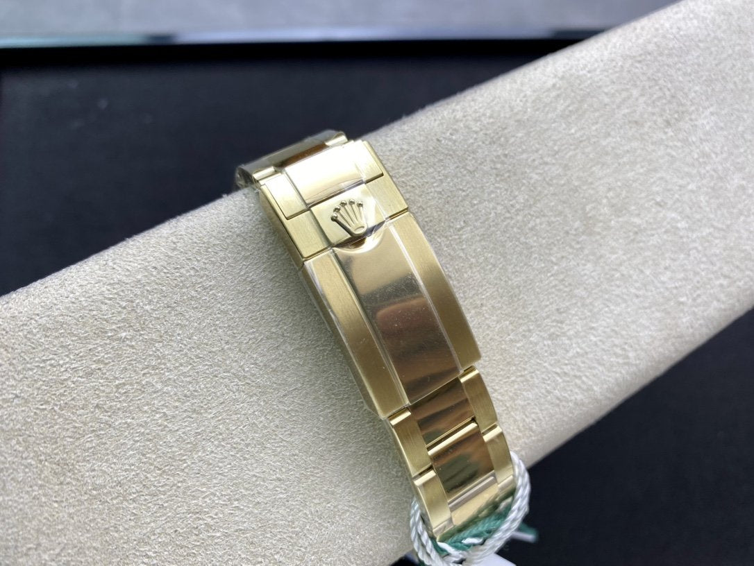 DAYTONA CUSTOM GOLD CASE RED PEARL DIAL