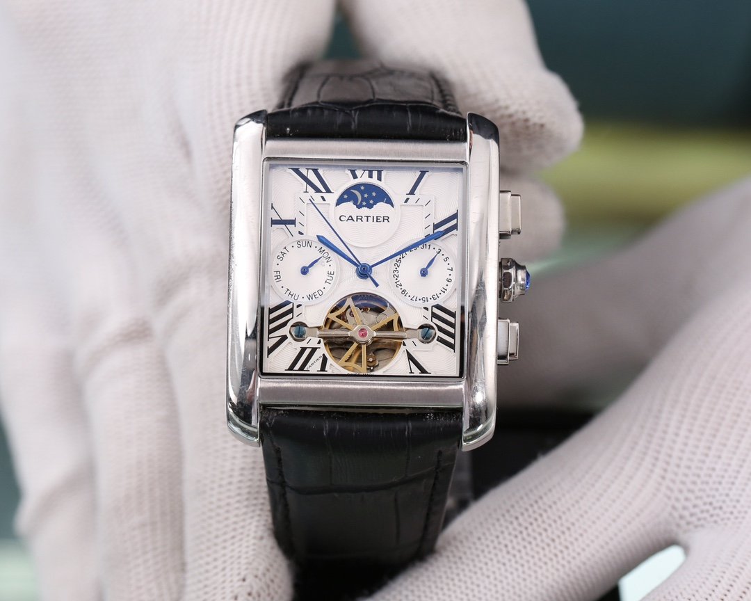 TANK MC ANNUAL CALENDAR MOONPHASE
