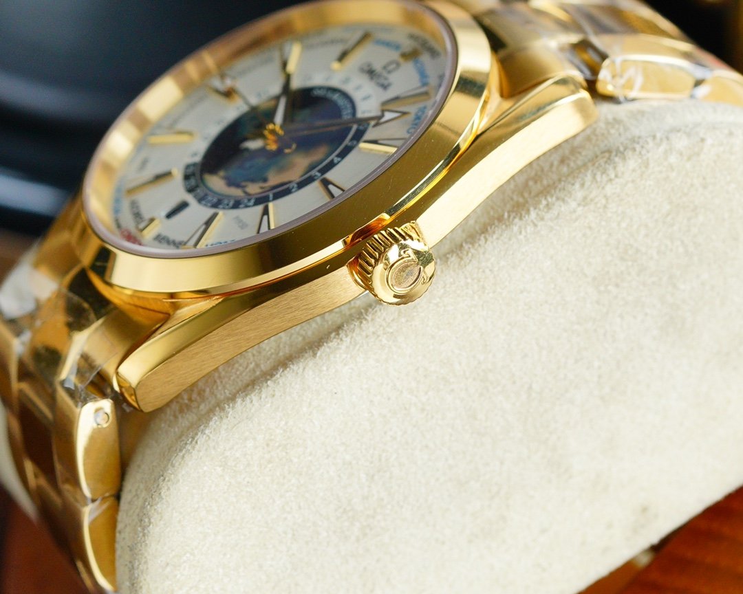 SEAMASTER AQUA TERRA 150M WORLDTIMER TWO TONE