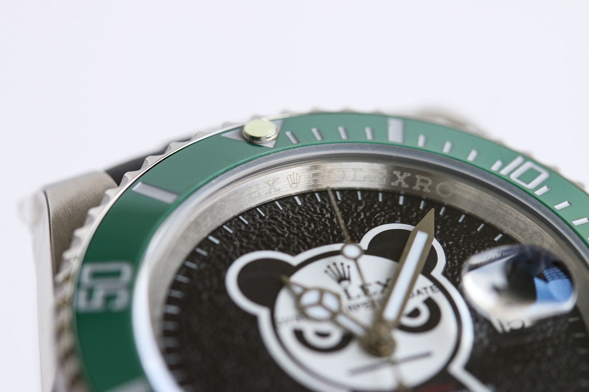 SUBMARINER DATE 40MM CUSTOM STEEL GREEN BEZEL BLACK BEAR DIAL