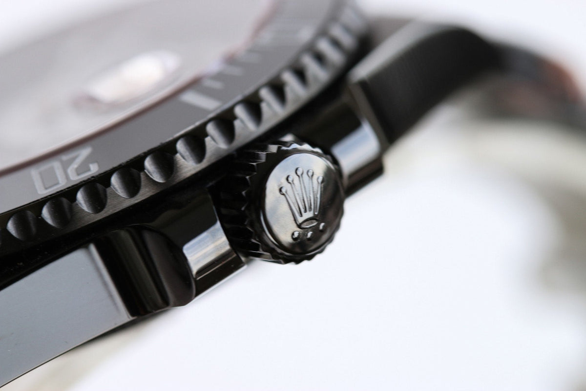 SUBMARINER DATE 40MM CUSTOM BLACK BEZEL