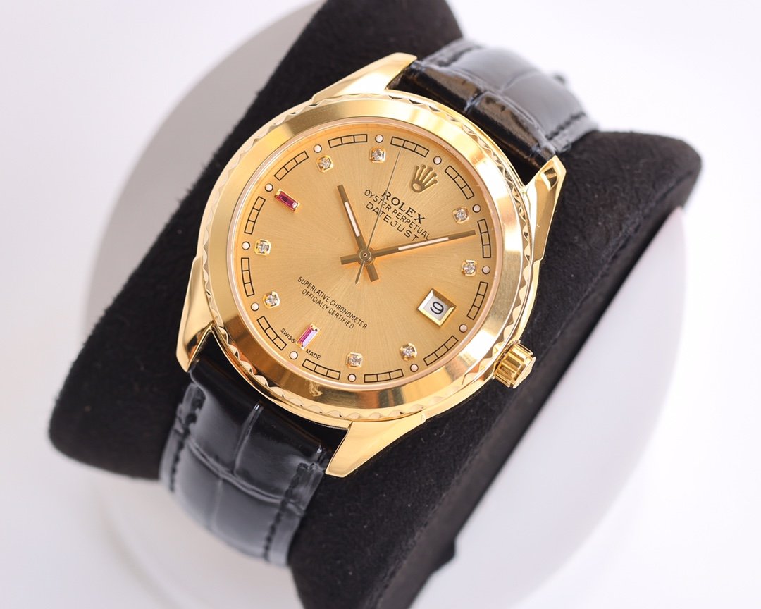 DATEJUST 40MM SMOOTH BEZEL GOLD CASE BLACK LEATHER