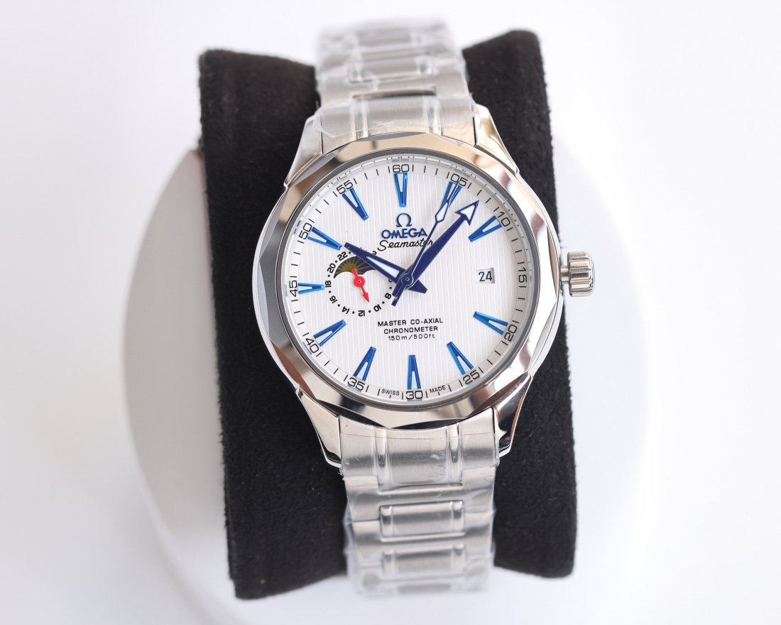 SEAMASTER CHRONOMETER 42MM MOONPHASE STEEL CASE