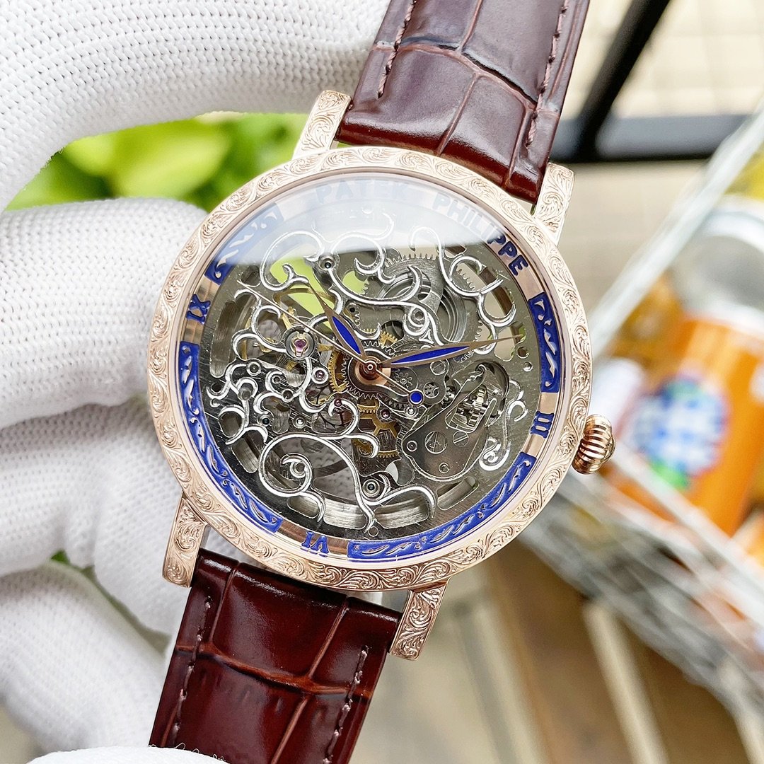 CALATRAVA SKELETON ENGRAVED HAND LEATHER STRAP