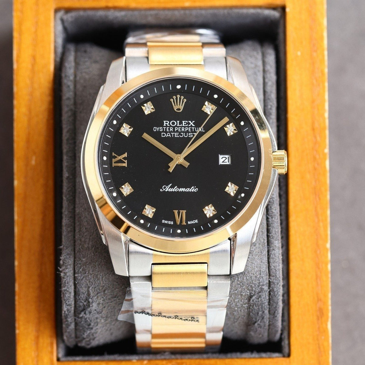 DATEJUST 41MM SMOOTH BEZEL GOLD CASE DIAMOND NUMERALS