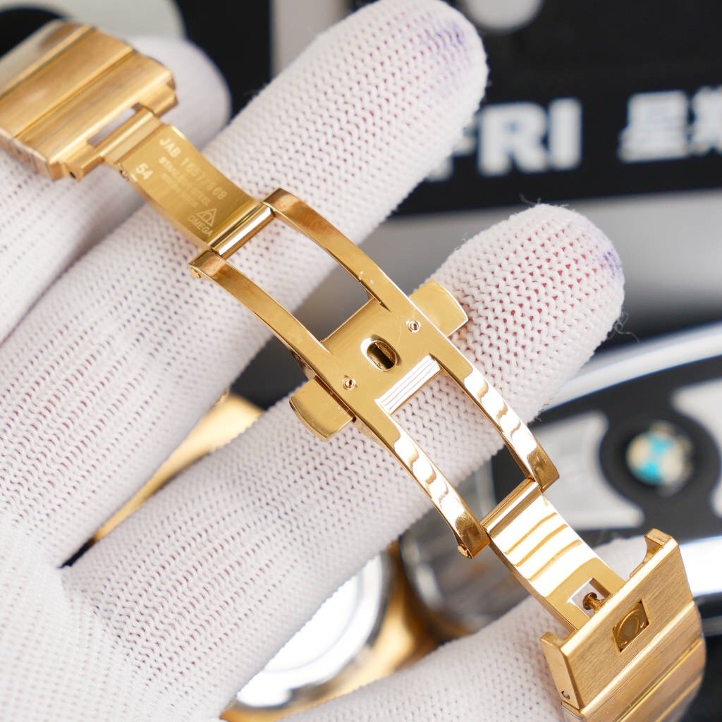 CONSTELLATION 38MM GOLD CASE
