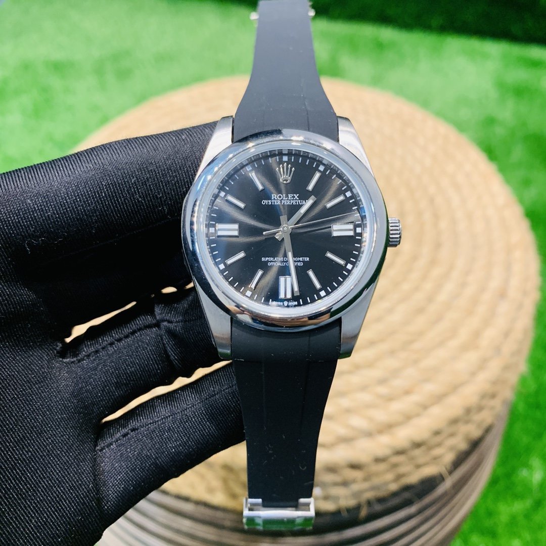 OYSTER PERPETUAL 41MM RUBBER STRAP
