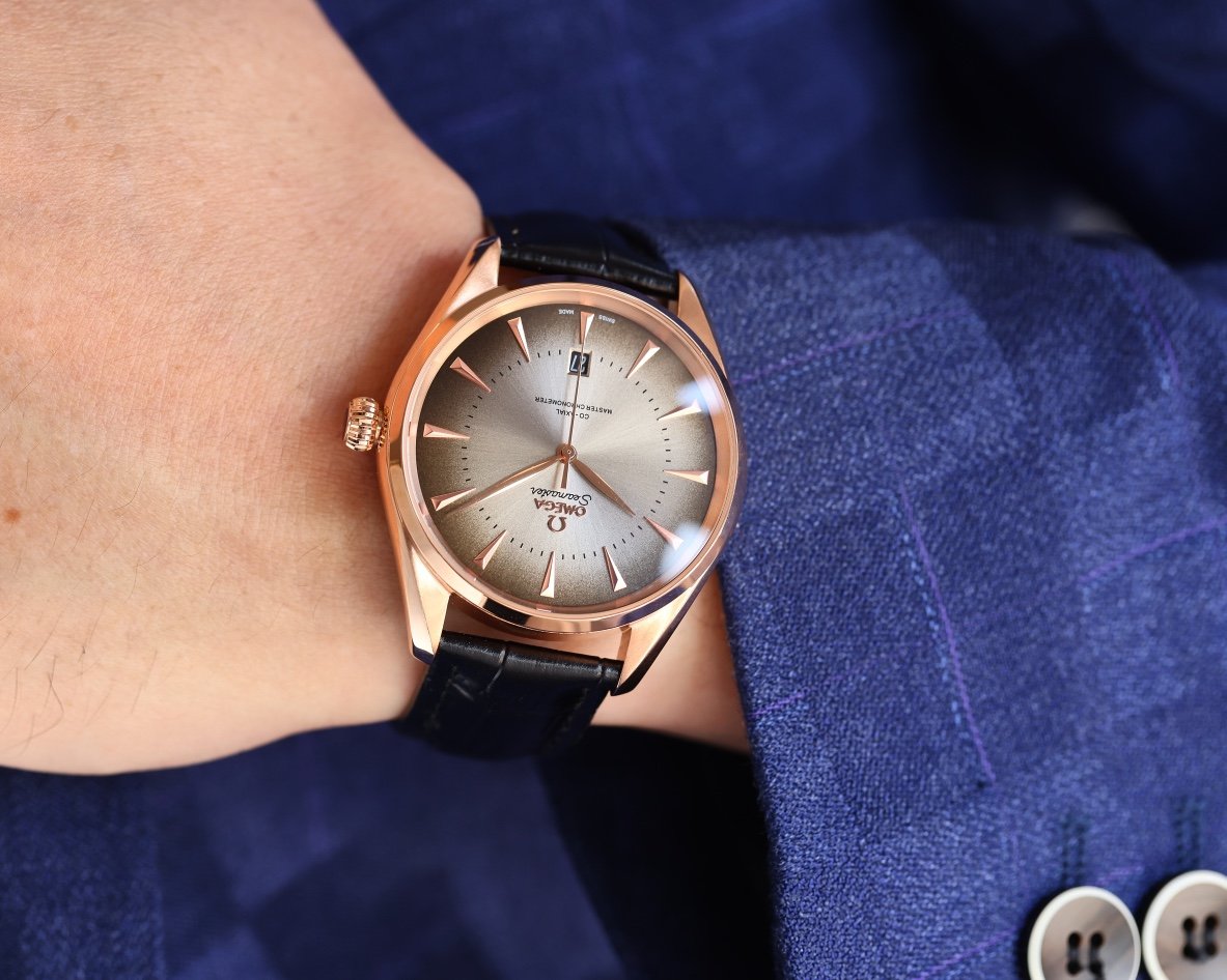 SEAMASTER AQUA TERRA 150M CO-AXIAL GOLD CASE LEATHER