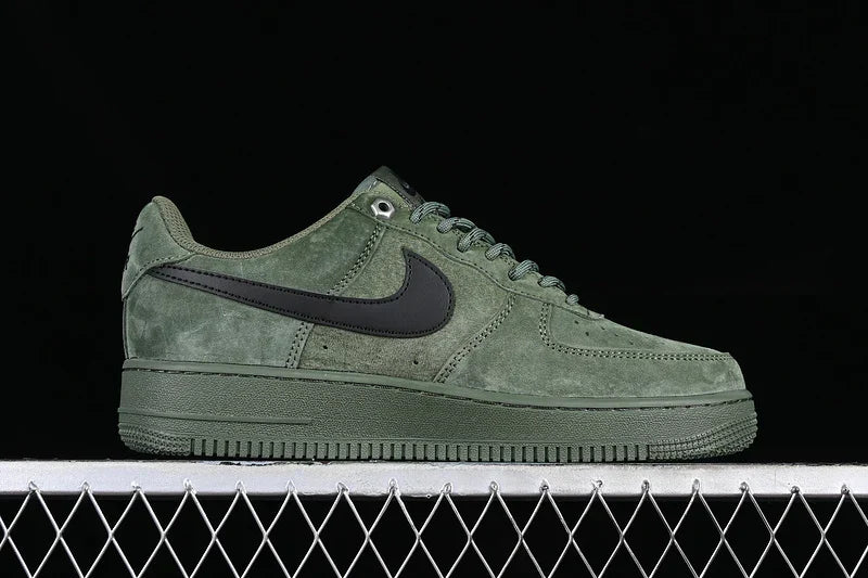 Nike Air Force 1 "Gamuza Olives"