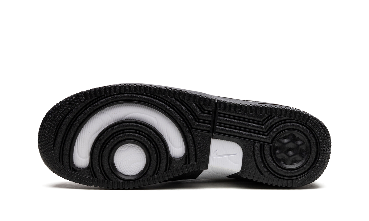 Air Force 1 React "Black / White" DM0573 002
