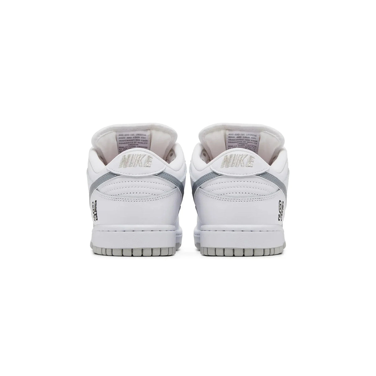 Nike SB Dunk Low Supreme 94 'White Metallic Silver' (2025)