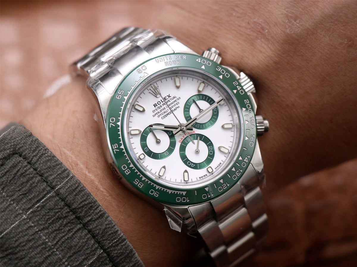 DAYTONA 40MM STEEL CASE GREEN BEZEL WHITE DIAL