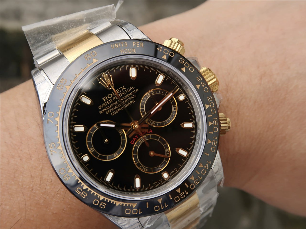 DAYTONA 40MM GOLD STEEL BLACK BEZEL BLACK DIAL