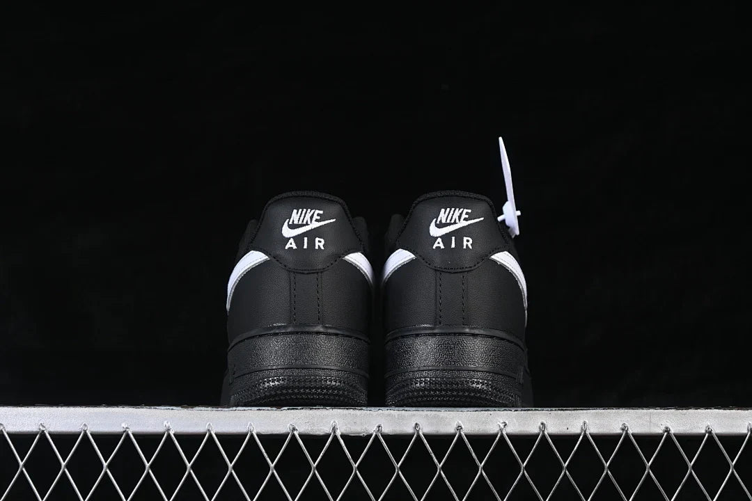 Nike Air Force 1 "All Black & White"