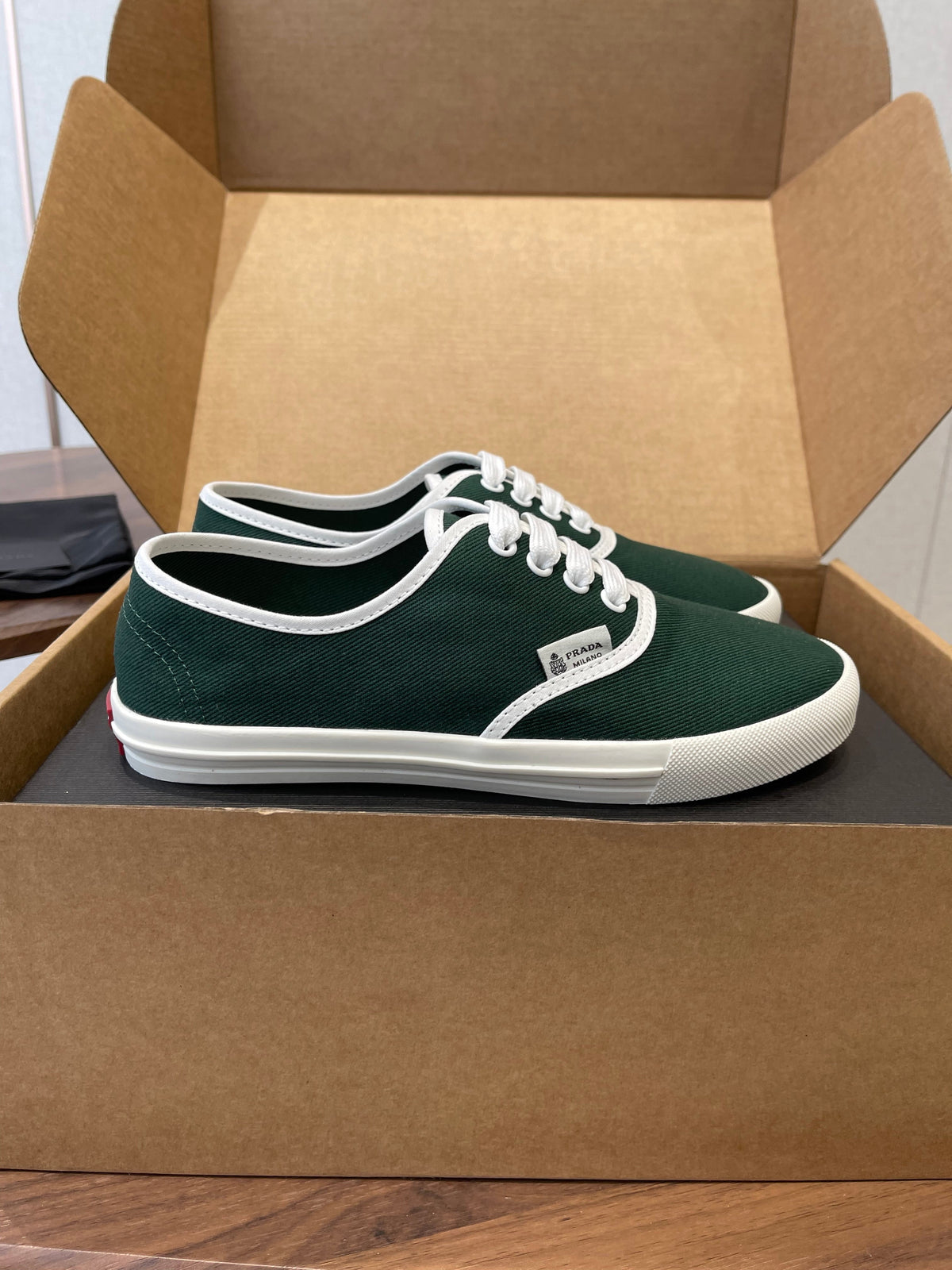 Prada 26ss Casual Shoes Green White Canvas 624428