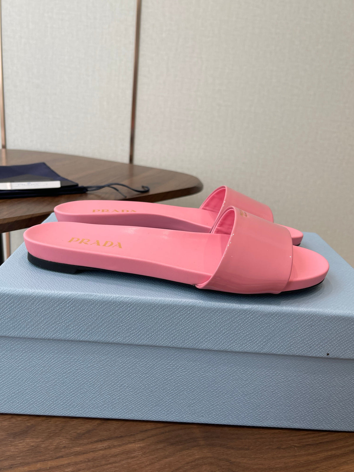 Prada Logo Slides Light Pink Patent Leather 727618