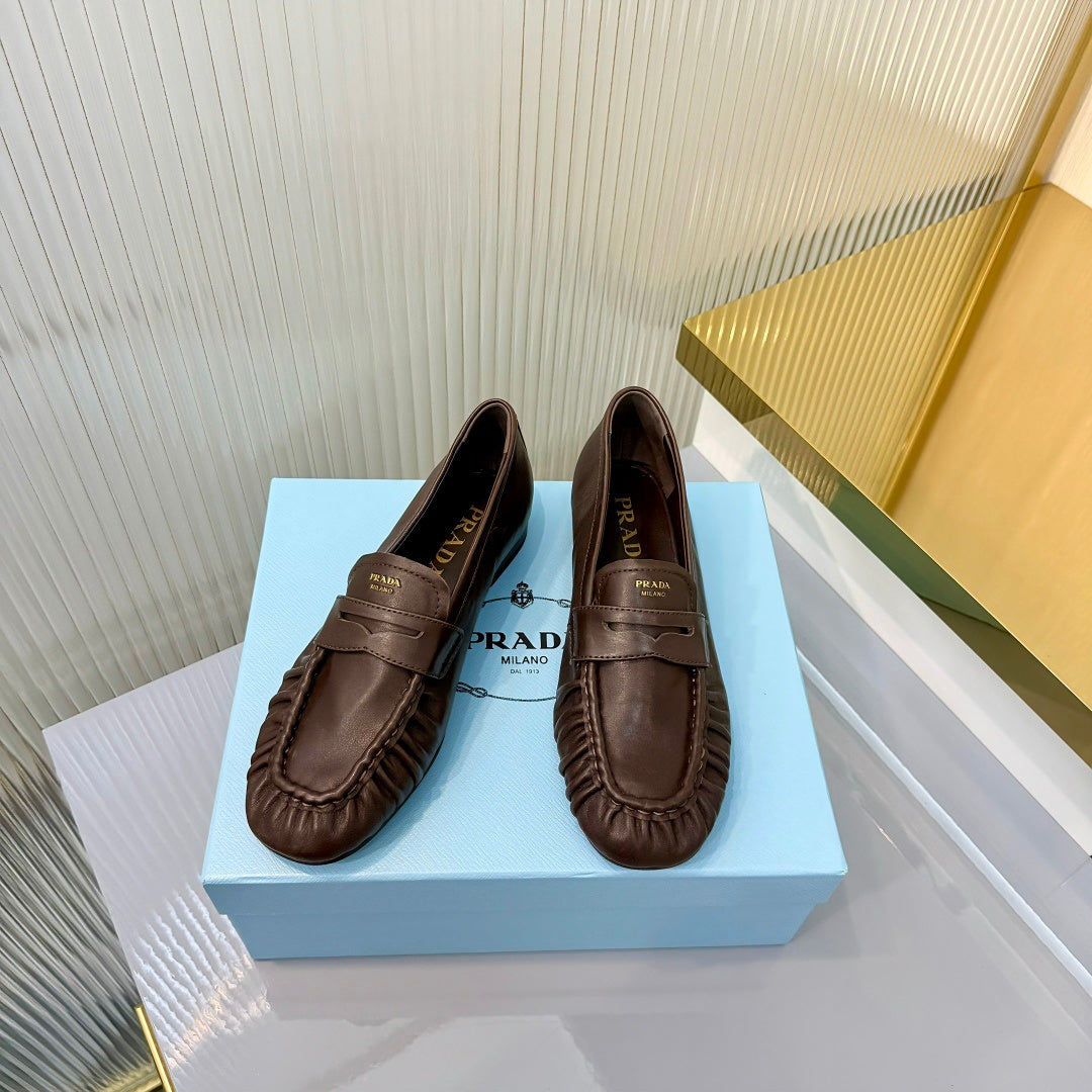 Prada 26s Loafer Coffee Pleated Leather 837703