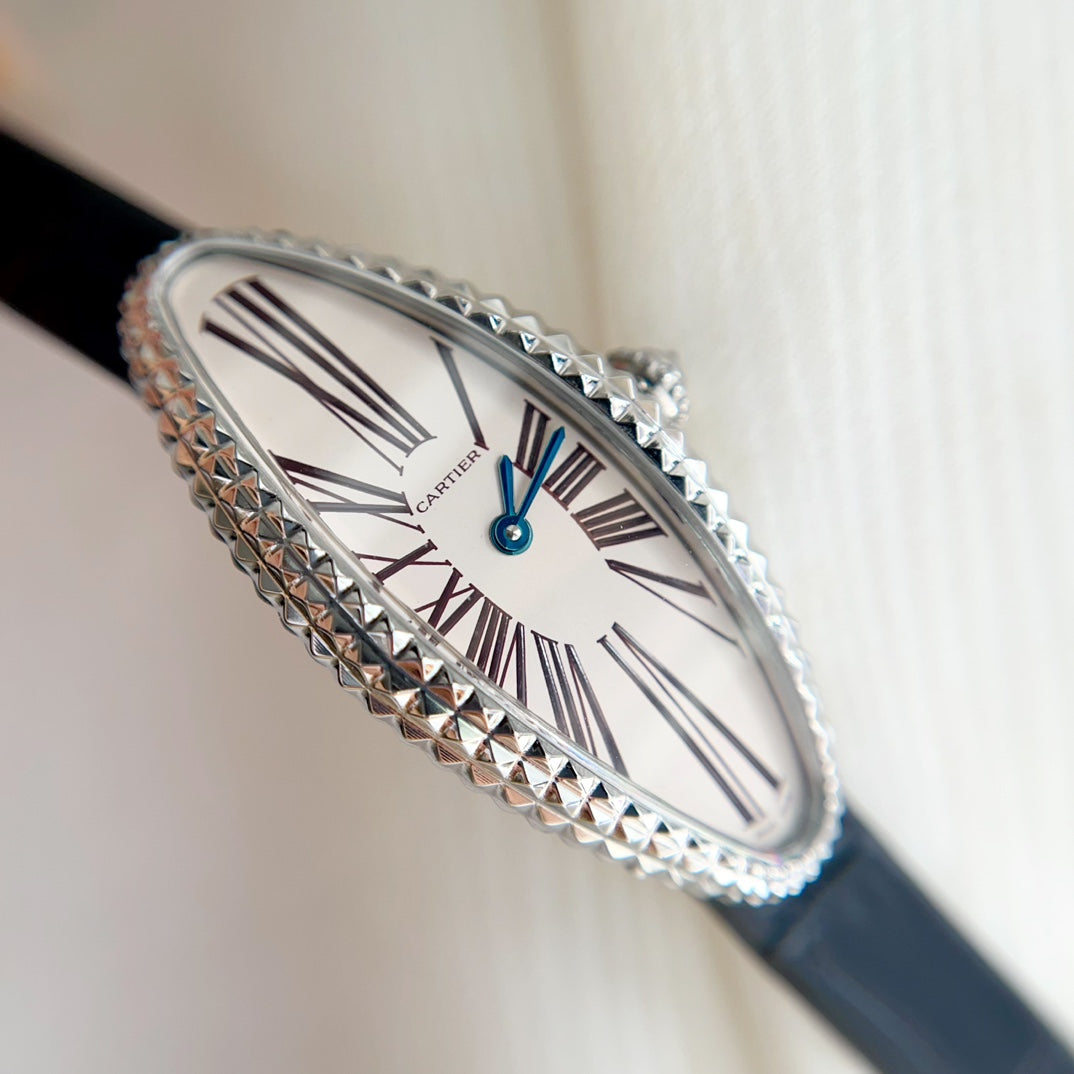 Vintage Baignoire 21mm Silver Diamond Case Black Leather