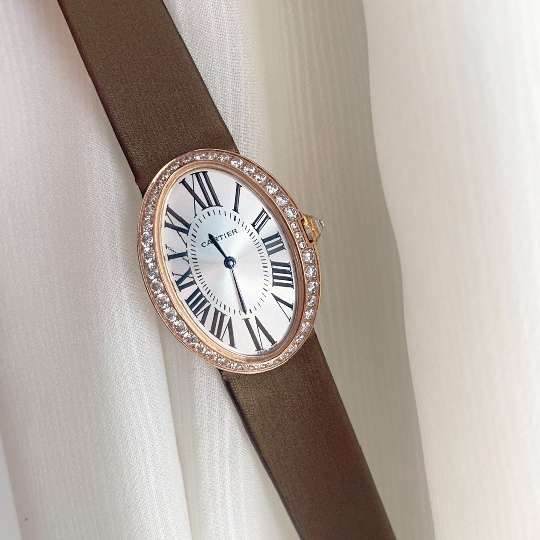 Baignoire 28mm Pink Gold Diamond Case Black Silk Leather