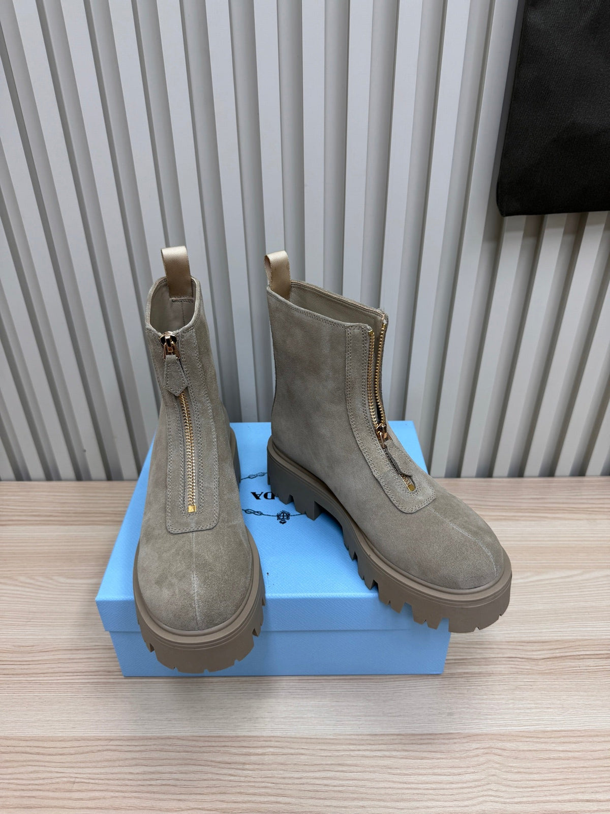 PRA Martin boots taupe beige sheepskin 443646