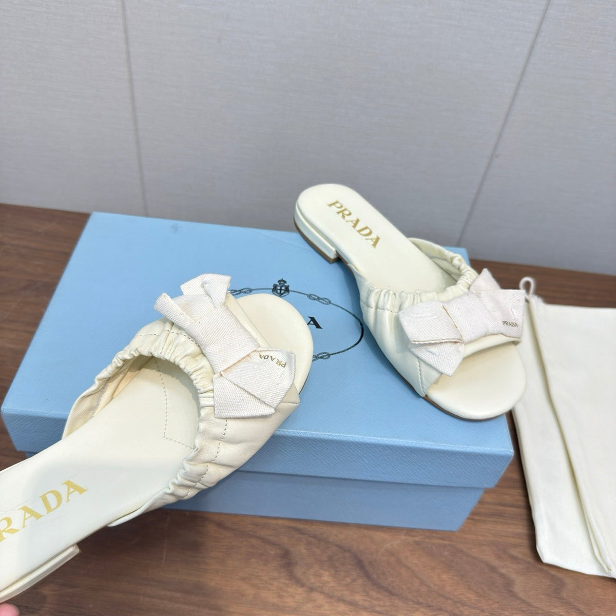 Prada Bow Slide Sandals Cream Sheepskin 836555