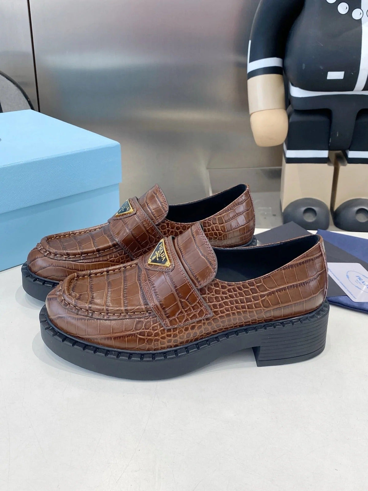 PRA 26S Platform Loafers Brown Crocodile Leather 628560