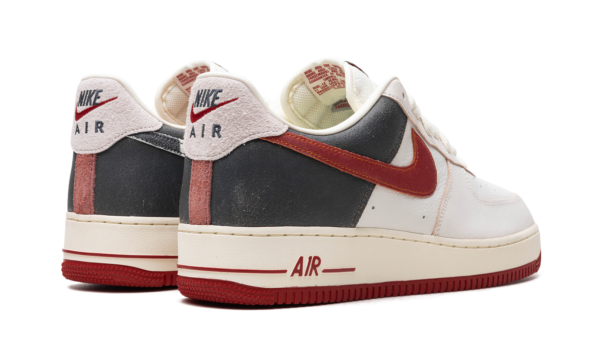 Air Force 1 Low "Chicago" FQ8743 121