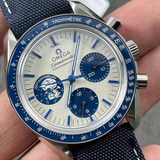 SPEEDMASTER APOLO SILVER SNOOPY
